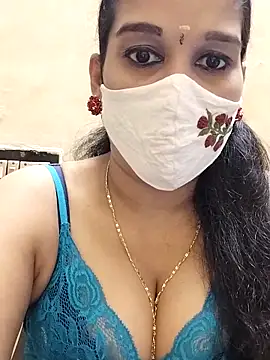 Snapshot of amelia-rani chatting on 24, 5, 2026 amelia-rani online show from 24, 5, 2026