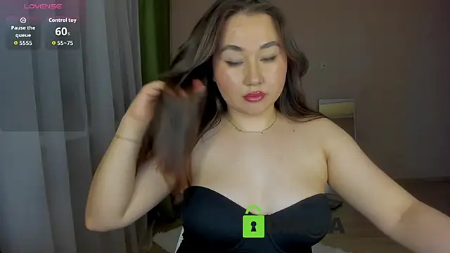 emilia mur online show from 2, 4, 2026