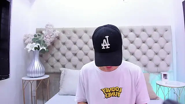 BenitoSaenz online show from 4, 11, 2025