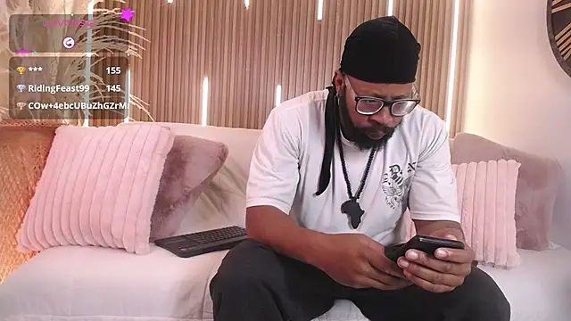 Snapshot of King_Malik chatting on 17, 9, 2025 King Malik online show from 17, 9, 2025