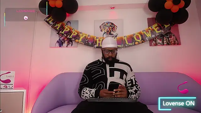 Snapshot of King_Malik chatting on 20, 10, 2025 King Malik online show from 20, 10, 2025