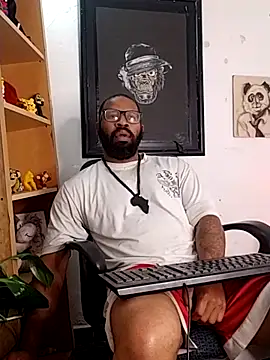 Snapshot of King_Malik chatting on 5, 11, 2025 King Malik online show from 5, 11, 2025