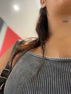 Kaily Sweet16 online show from 2, 11, 2025