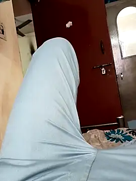 Snapshot of princemaheshboblover chatting on 3, 10, 2025 princemaheshboblover online show from 3, 10, 2025