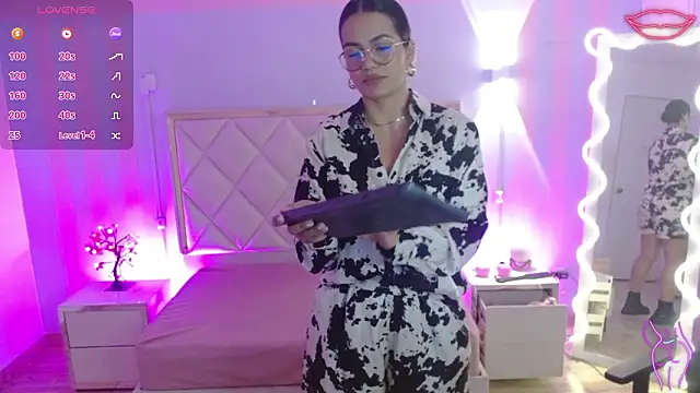 Rosalind tay online show from 19, 3, 2026