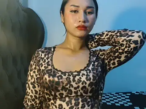 Snapshot of lava_lux chatting on 17, 6, 2026 lava lux online show from 17, 6, 2026