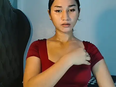 Snapshot of lava_lux chatting on 19, 6, 2026 lava lux online show from 19, 6, 2026