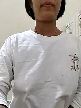 Snapshot of love_sexy090 chatting on 1, 11, 2025 love sexy090 online show from 1, 11, 2025