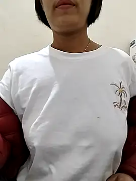 Snapshot of love_sexy090 chatting on 5, 11, 2025 love sexy090 online show from 5, 11, 2025