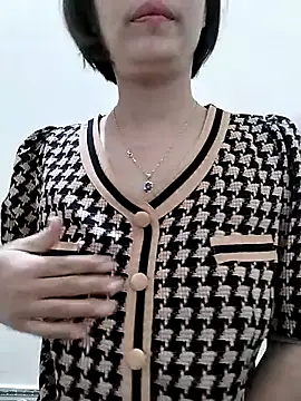 Snapshot of love_sexy090 chatting on 14, 11, 2025 love sexy090 online show from 14, 11, 2025