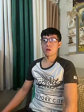 xshyboyx online show from 24, 6, 2026