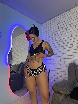 Im Fernanda online show from 28, 11, 2025