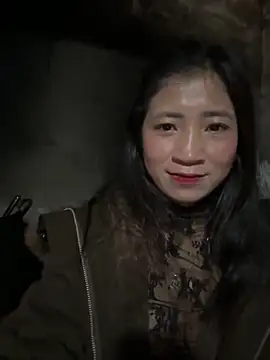 Snapshot of ThiHa003 chatting on 1, 2, 2026 ThiHa003 online show from 1, 2, 2026