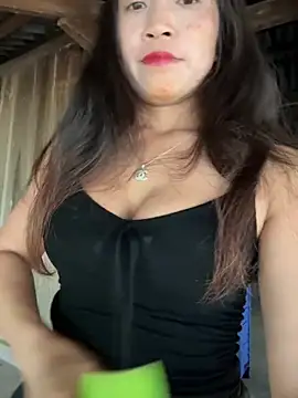 Snapshot of ThiHa003 chatting on 24, 2, 2026 ThiHa003 online show from 24, 2, 2026