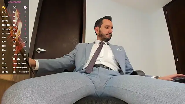 KarlBoss1 online show from 28, 9, 2025
