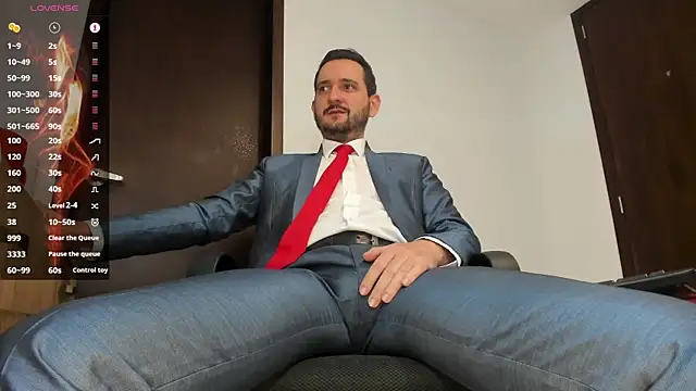 KarlBoss1 online show from 10, 10, 2025