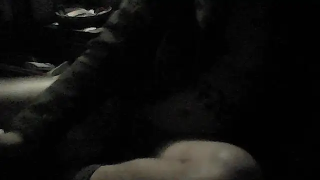 Snapshot of Twoslipperywhenwett chatting on 20, 11, 2025 Twoslipperywhenwett online show from 20, 11, 2025