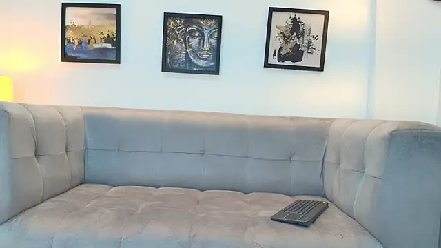 PRETTY SEX1 online show from 17, 12, 2025