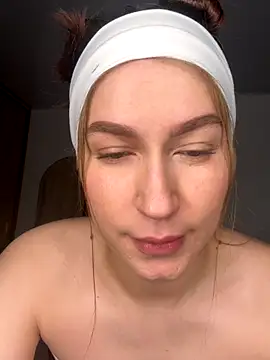 Agata Holman online show from 19, 11, 2025