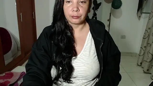 Vivian milf paint online show from 25, 9, 2025