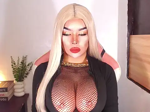 NataliaFernandezz online show from 8, 3, 2026