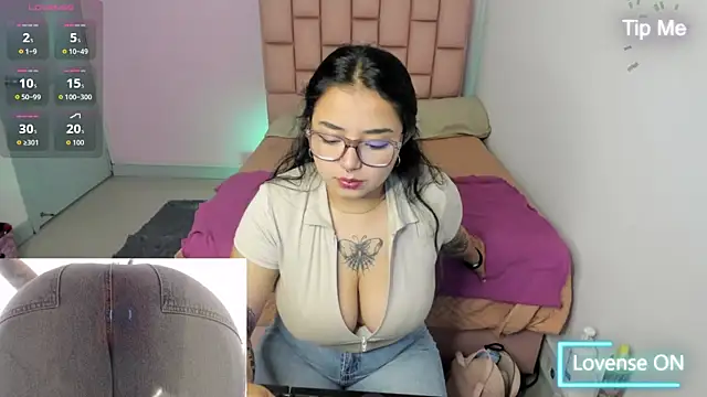 Snapshot of SofiDoll_cg chatting on 26, 9, 2025 SofiDoll cg online show from 26, 9, 2025