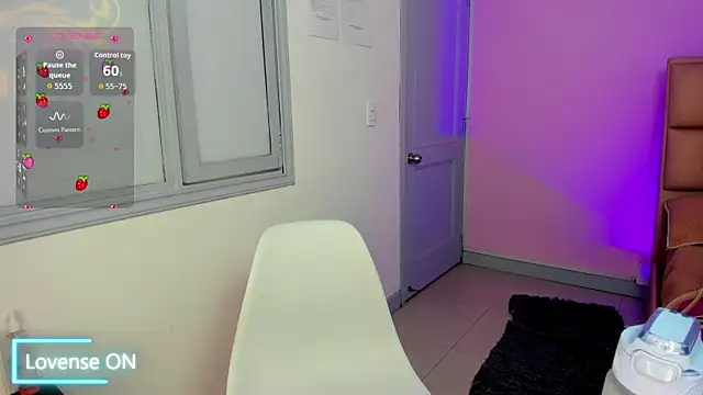 Snapshot of SofiDoll_cg chatting on 21, 10, 2025 SofiDoll cg online show from 21, 10, 2025