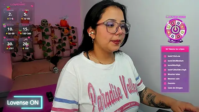 Snapshot of SofiDoll_cg chatting on 30, 10, 2025 SofiDoll cg online show from 30, 10, 2025