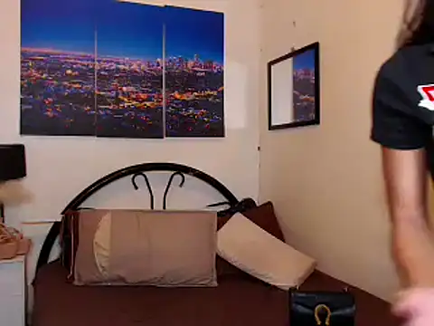 DAYANARAHFOX online show from 20, 9, 2025