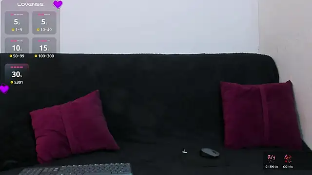 Snapshot of Britney_Rose chatting on 1, 6, 2026 Britney Rose online show from 1, 6, 2026