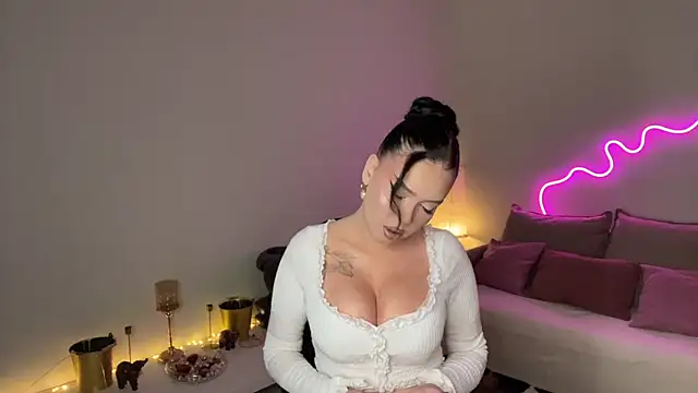 mistress of hearts online show from 22, 5, 2026