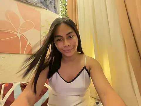Snapshot of Sweetasian_cum chatting on 25, 6, 2026 Sweetasian cum online show from 25, 6, 2026