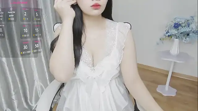 -Rose-Lucky- online show from 3, 12, 2025