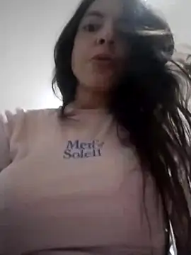 Snapshot of chicalunar24 chatting on 15, 11, 2025 chicalunar24 online show from 15, 11, 2025