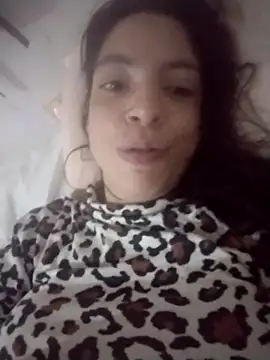 Snapshot of chicalunar24 chatting on 25, 11, 2025 chicalunar24 online show from 25, 11, 2025