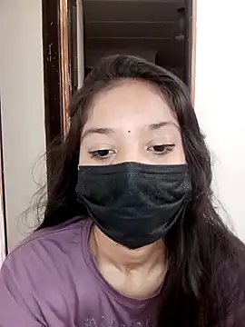 Snapshot of Cute_Rakhi8 chatting on 29, 9, 2025 Cute Rakhi8 online show from 29, 9, 2025