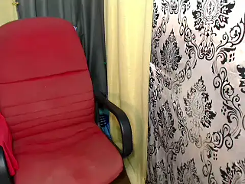 lovelyallena07 online show from 4, 3, 2026