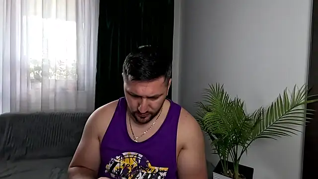 Gold Alpha Boy online show from 29, 5, 2026