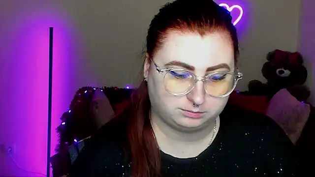 Alicia love00 online show from 13, 4, 2026