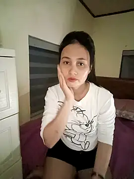 Snapshot of Jun-Mzzz chatting on 7, 11, 2025 Jun-Mzzz online show from 7, 11, 2025