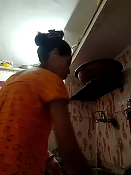 ISHANI-SINGH online show from 2, 6, 2026
