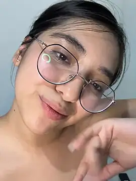 Milly Sweet14 online show from 8, 3, 2026