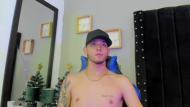 Mathewboy1 online show from 19, 12, 2025