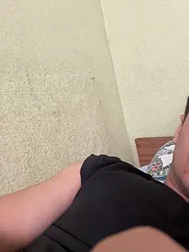 Snapshot of Cruel00 chatting on 16, 11, 2025 Cruel00 online show from 16, 11, 2025