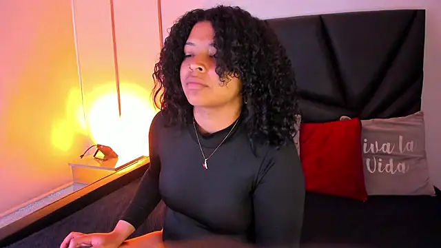 Dakota Mars online show from 27, 11, 2025