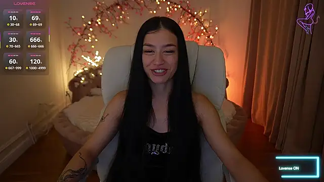 Snapshot of FataleNellie chatting on 16, 6, 2026 FataleNellie online show from 16, 6, 2026