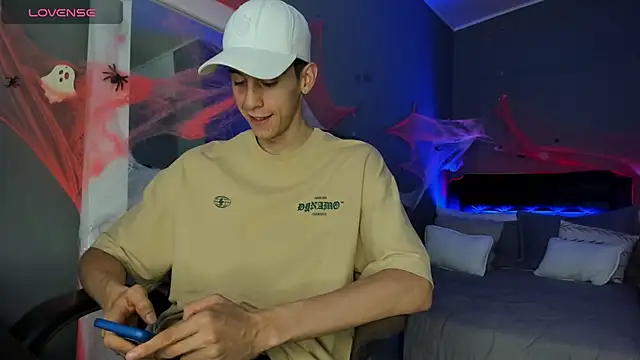 Snapshot of Jhon_snow22 chatting on 18, 10, 2025 Jhon snow22 online show from 18, 10, 2025