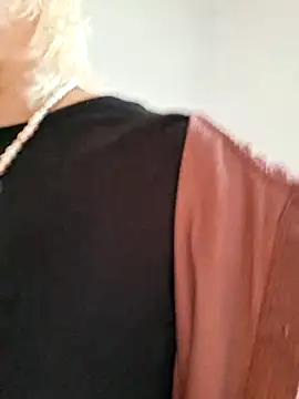 Snapshot of VikaKing chatting on 26, 11, 2025 VikaKing online show from 26, 11, 2025