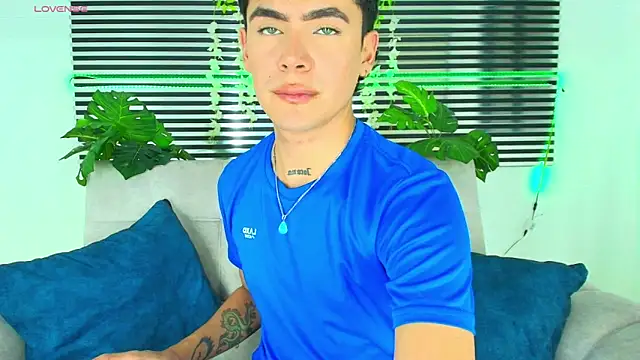 CamiiGuzmanX online show from 8, 1, 2026