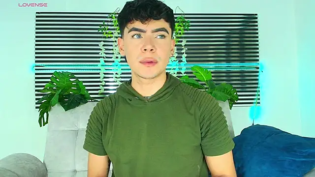 CamiiGuzmanX online show from 14, 1, 2026